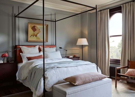 Master Bedroom_Conniston Bed_01