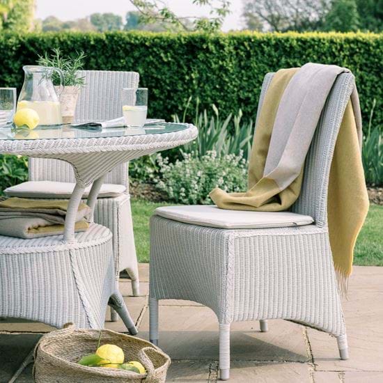 SS20 CHATTO 4S TABLE & CHAIRS_3