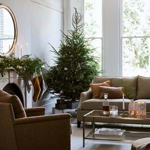 Christmas living Eva & Caspar with Fleming mirror