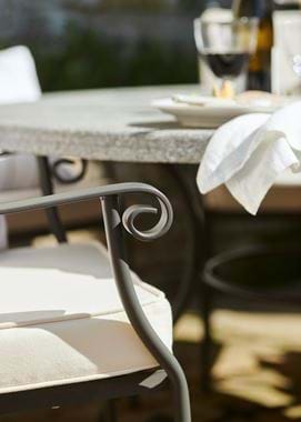 CHELTENHAM_DINING_DETAILS_01_059