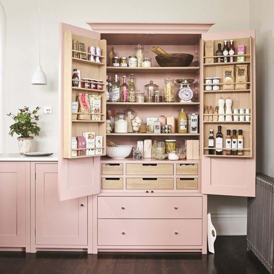 SUFFOLK_LARDER_CABINET_KITCHEN_ADVERT_072_Curve