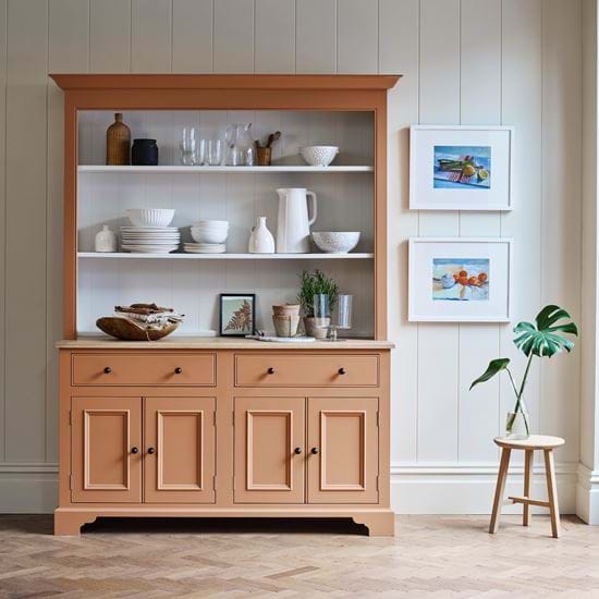 CHICHESTER_DRESSER_01_091_SQUARE_CROP