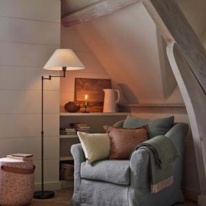 LONG_ISLAND_READING_CORNER_018_HERO_LIGHT_ON_V2