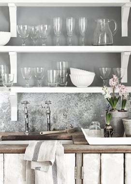 BARNES_GLASSWARE_019