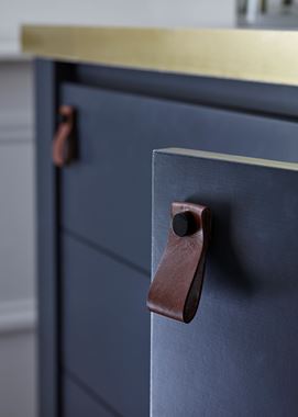 DYLAN_LEATHER_TOGGLE_006