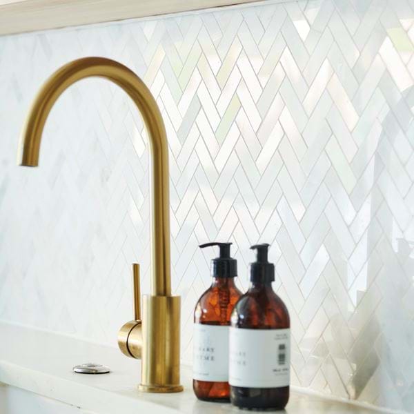 EMMA_WHITE_KCS_9_005