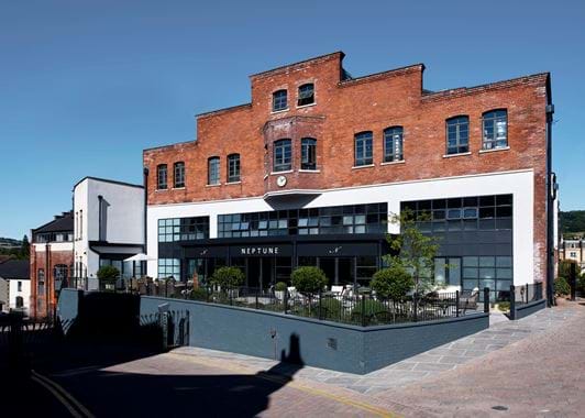 2018-6-29 Neptune Bath Showroom49095